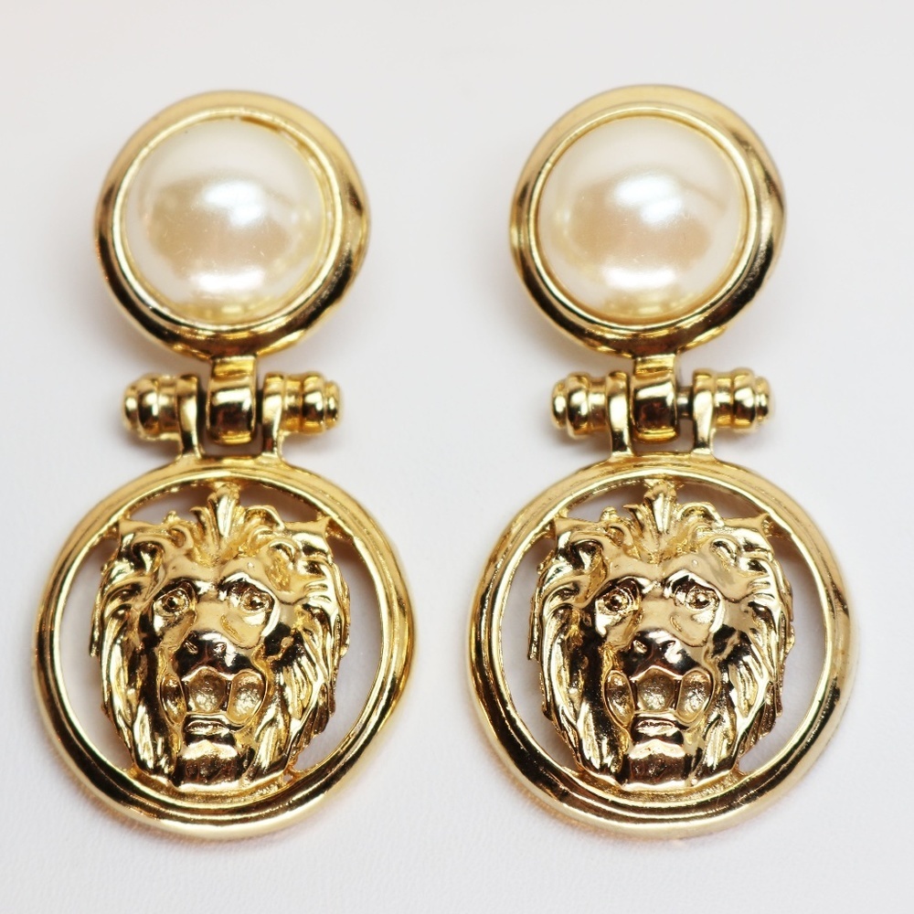 Simulated Pearl Cabochon Lion's Head Doorknocker Earrings - Picture 2 of 8